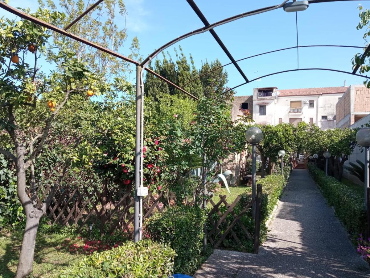 Residenza Caserta Sud - Appartamento Con Giardino المظهر الخارجي الصورة